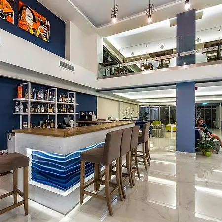 Pollis Hotel Hersonissos (Crete)